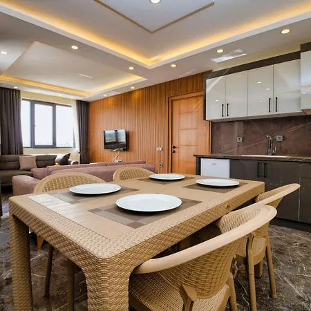 Laristone * Aksu (Antalya)