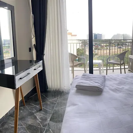 Aparthotel Laristone